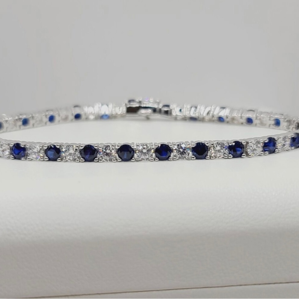 Elegant Silver and Blue diamonluxe 925 sterling silver bracelet